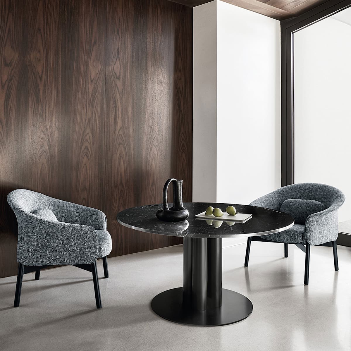 ARFLEX  Goya Dining Table