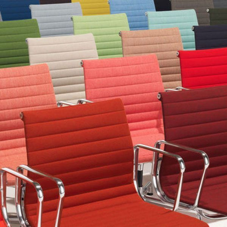 Vitra EA 101 stoel geel/ pastel groen, onderstel verchroomd