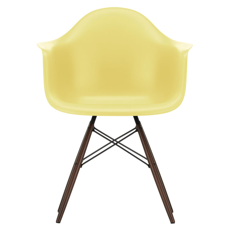 Vitra Eames DAW stoel donker esdoorn onderstel