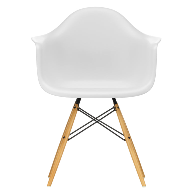 Vitra Eames DAW stoel geelachtig esdoorn onderstel
