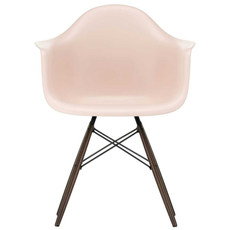 Vitra Eames DAW stoel donker esdoorn onderstel
