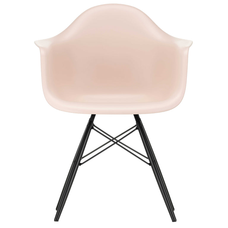 Vitra Eames DAW stoel zwart esdoorn onderstel