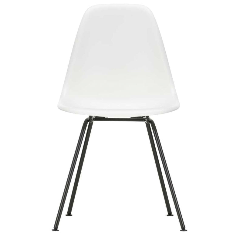 Vitra Eames DSX stoel zwart gepoedercoat onderstel