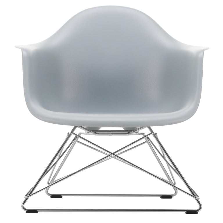 Vitra Eames LAR loungestoel verchroomd onderstel