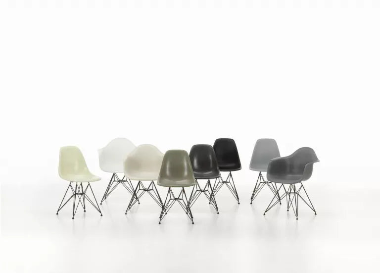 Vitra Eames DAW stoel geelachtig esdoorn onderstel