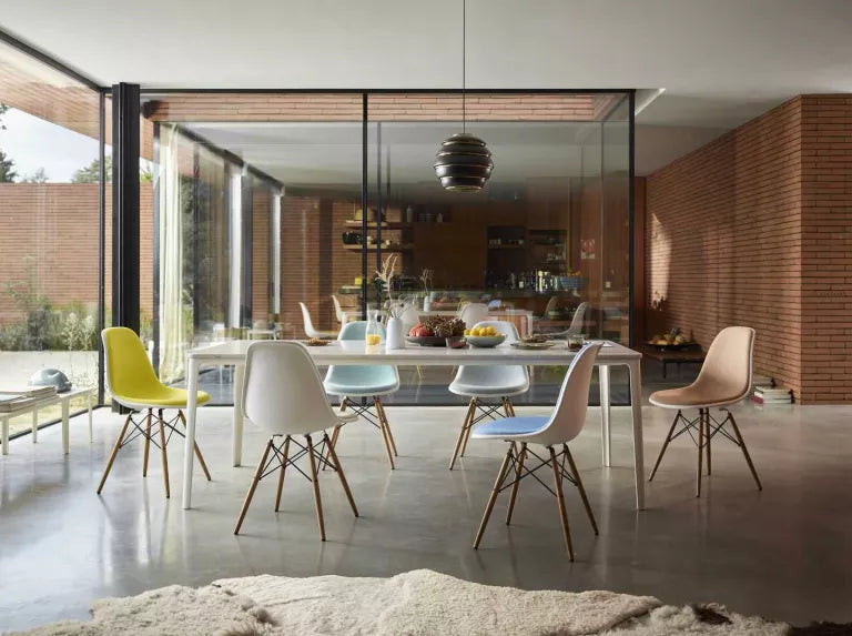 Vitra Eames DSX stoel zwart gepoedercoat onderstel