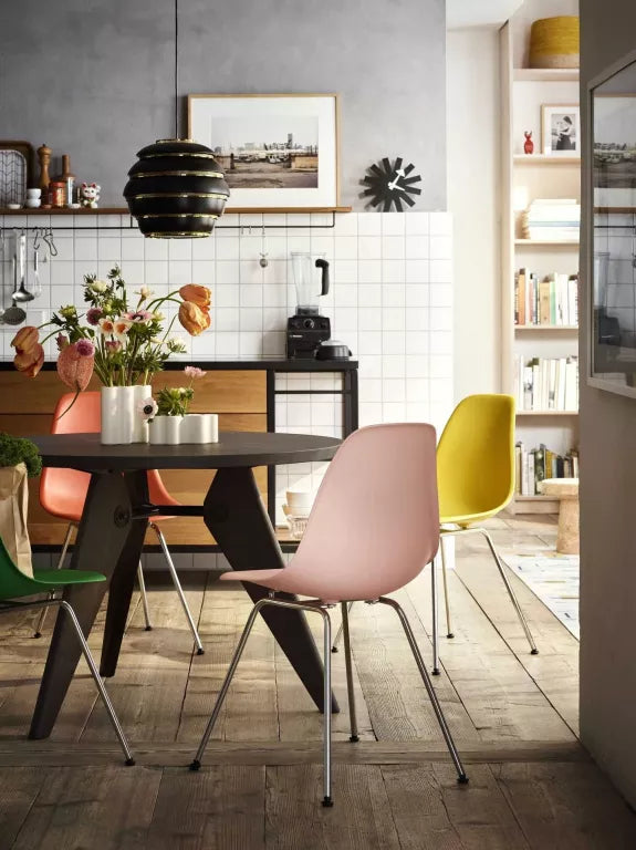 Vitra Eames DSX stoel zwart gepoedercoat onderstel