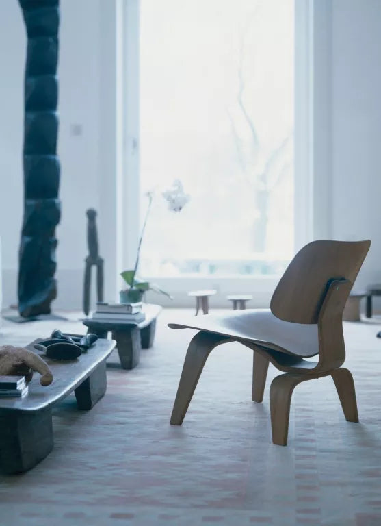 Vitra Eames LCW loungestoel