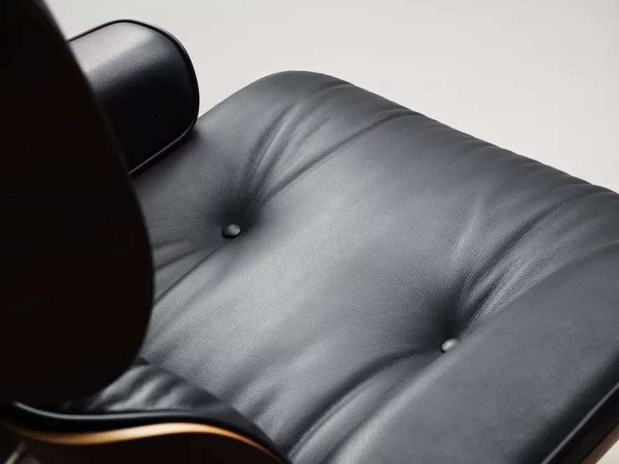 Vitra VitraEames Lounge chair met Ottoman fauteuil (nieuwe afmetingen)