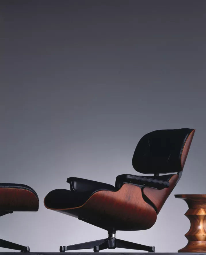 Vitra VitraEames Lounge chair met Ottoman fauteuil (nieuwe afmetingen)