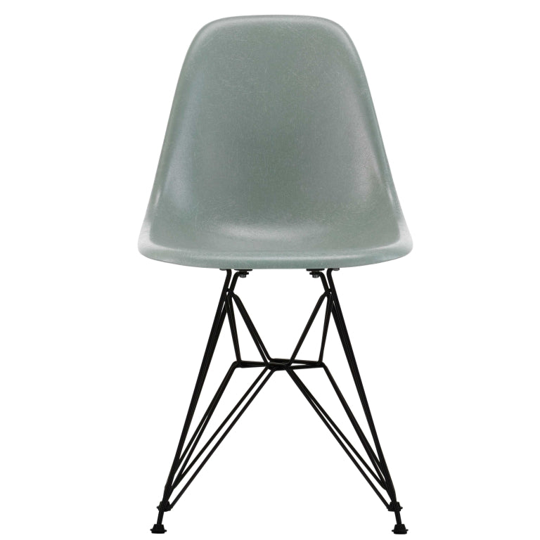 Vitra Eames DSR Glasfiberstol sort stel