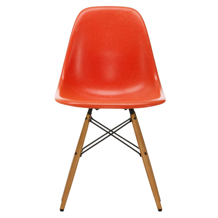 Vitra Eames DSW Glasfiberstol gullig ahorn