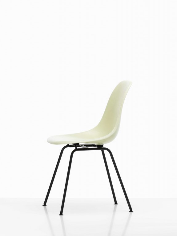 Vitra Eames DSX glasfiber stol sort base