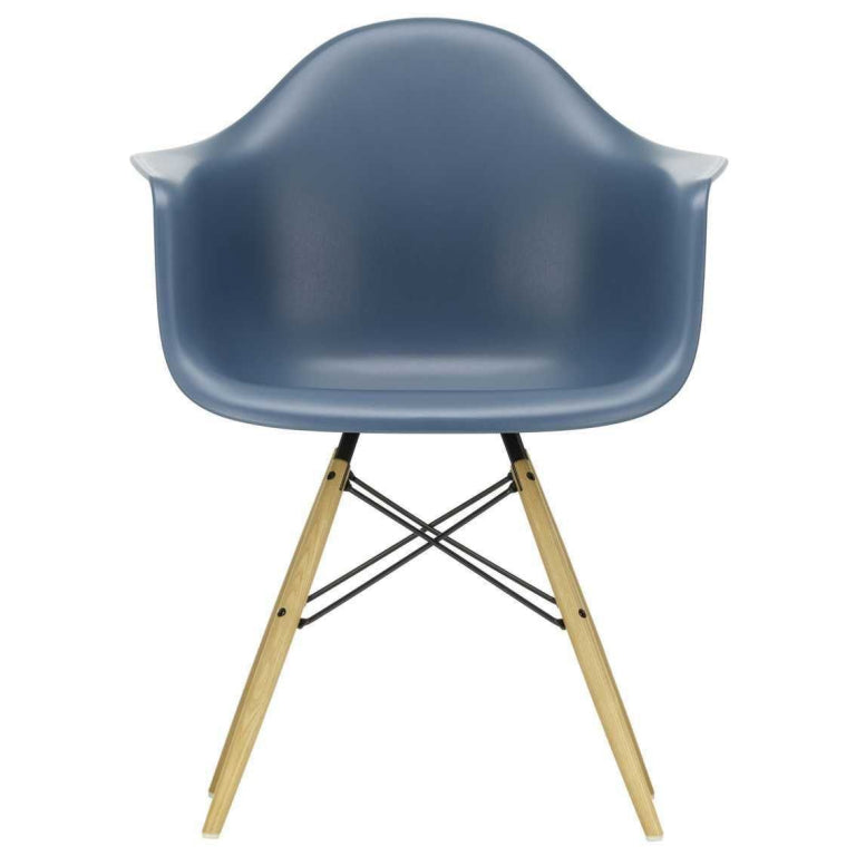 Vitra Eames DAW stol gullig ahorn base