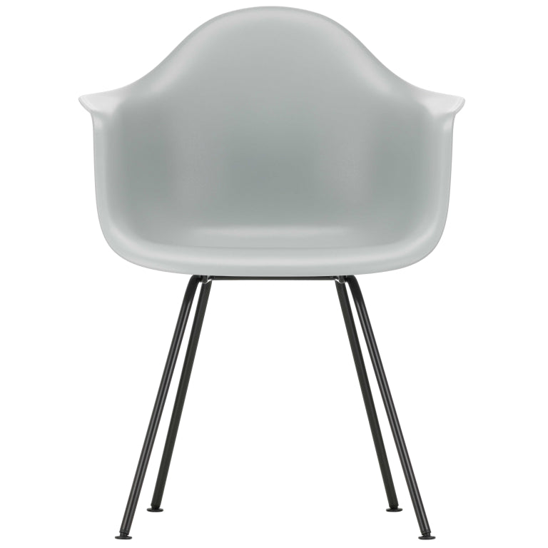 Vitra Eames DAX stol sort pulverlakeret base