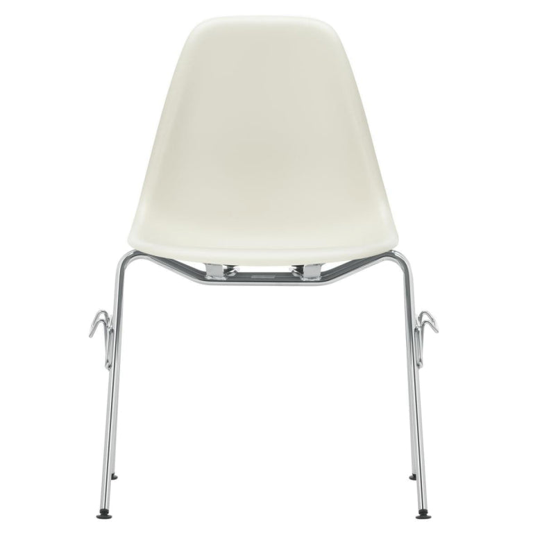 Vitra Eames DSS stabelbar stol