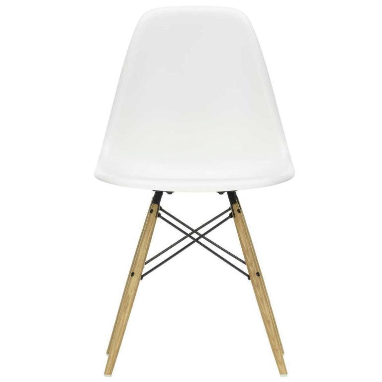 Vitra Eames DSW stol gullig ahorn base