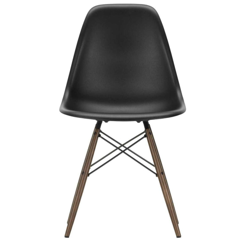 Vitra Eames DSW stol mørk ahorn base