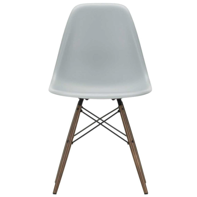 Vitra Eames DSW stol mørk ahorn base