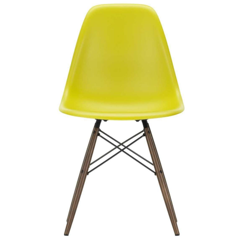 Vitra Eames DSW stol mørk ahorn base