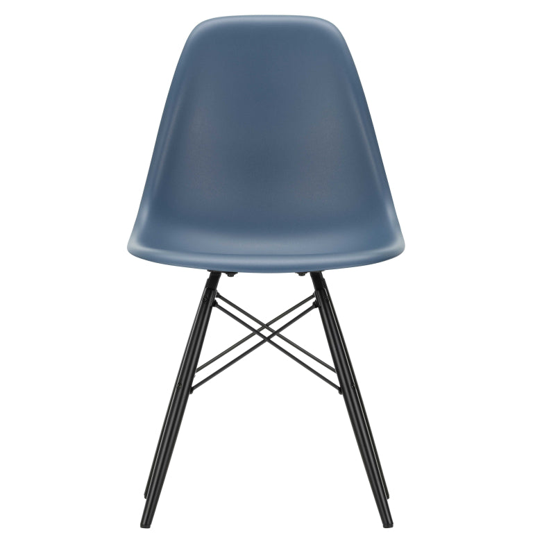 Vitra Eames DSW stol sort ahorn base