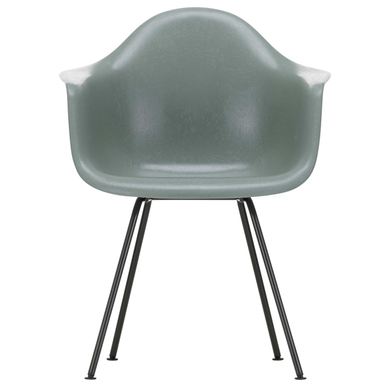 Vitra Eames DAX Glasfiberstol sort