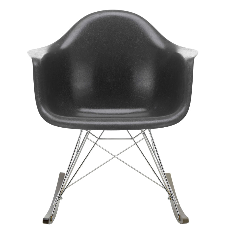 Vitra Eames RAR Glasfiber gyngestol ahorn mørk