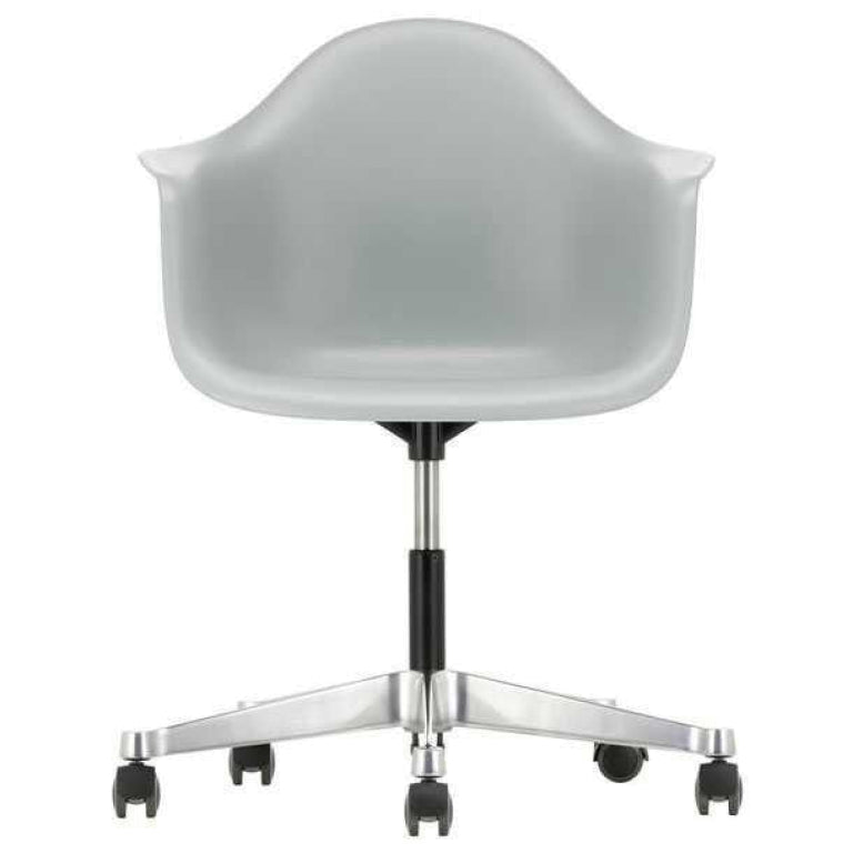 Vitra Eames PACC stol, drejelig med hjul