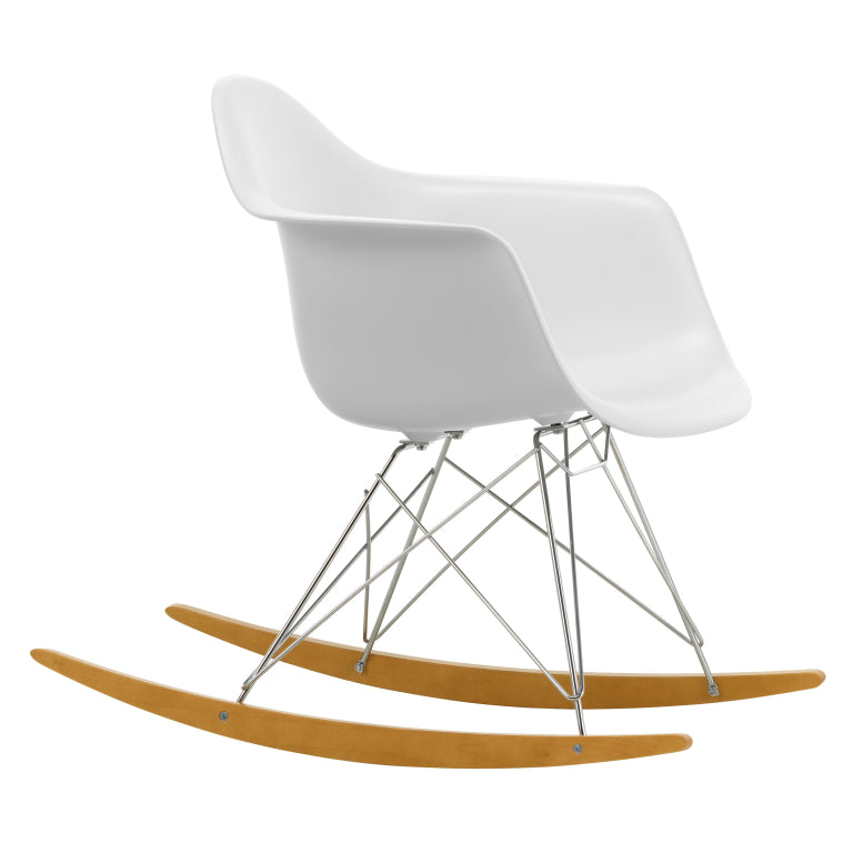 Vitra Eames RAR gyngestol ahorn krom