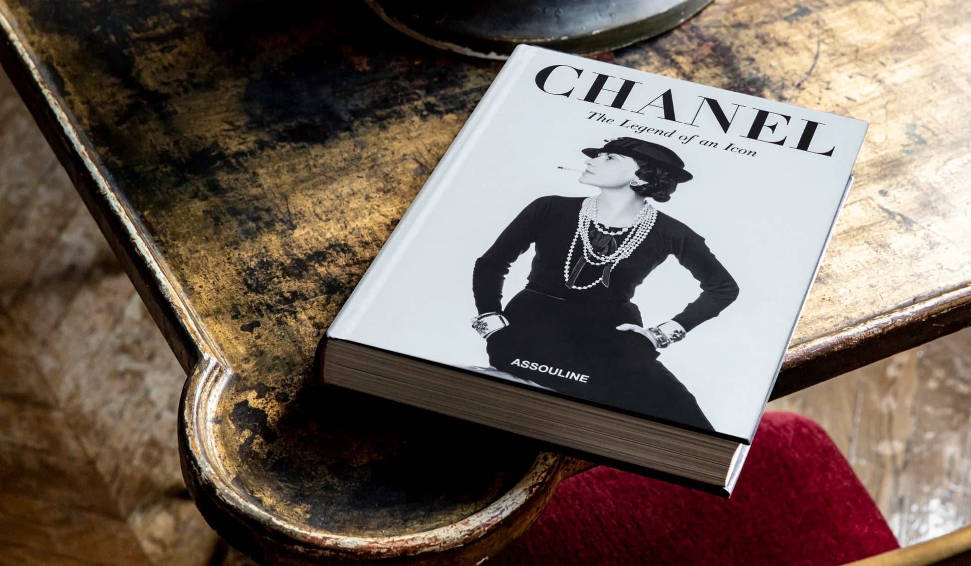 ASSOULINE Chanel: The Legend of an Icon