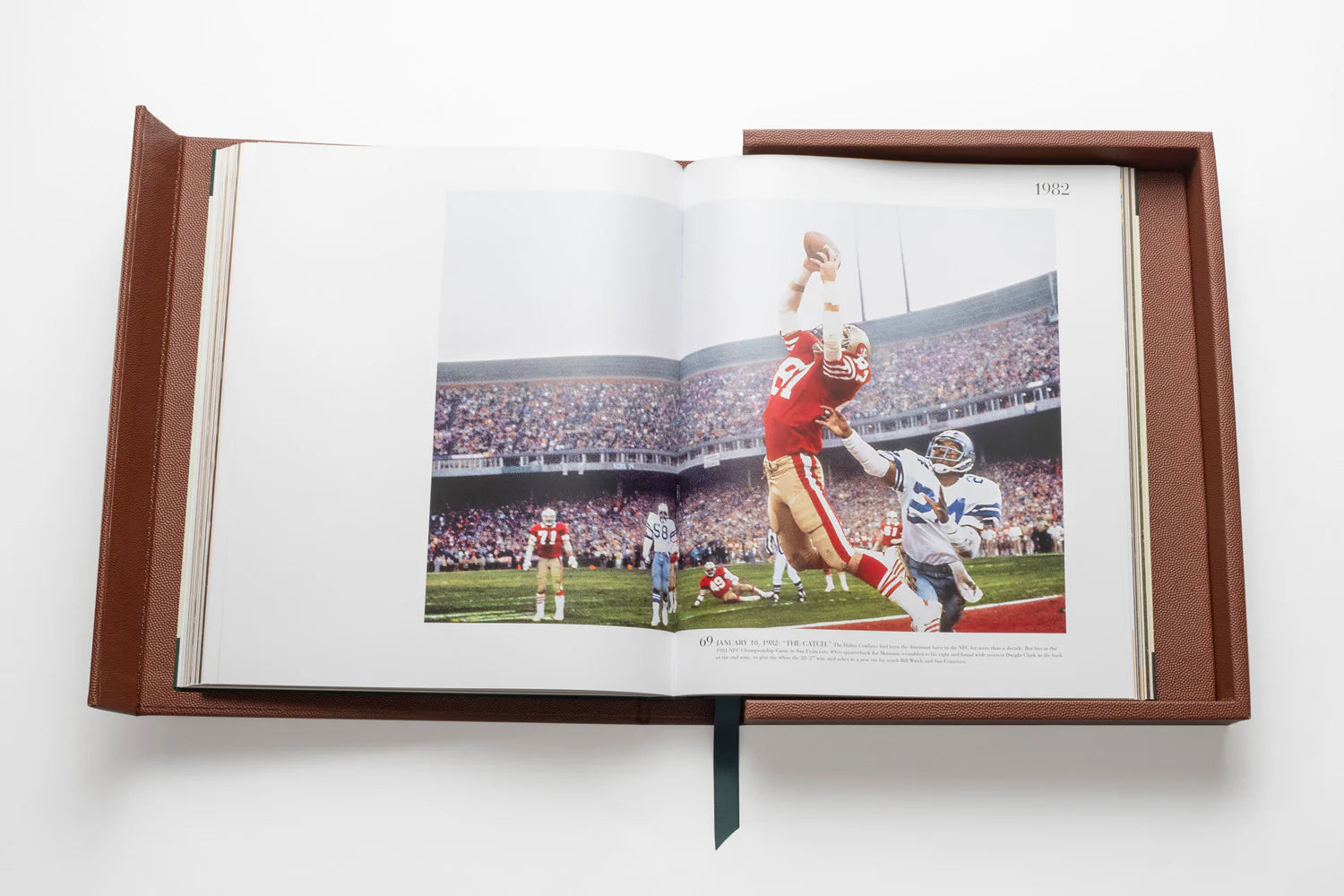 ASSOULINE Football: The Impossible Collection