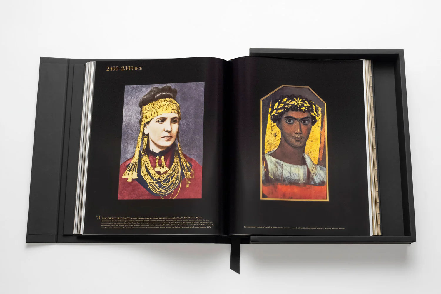 ASSOULINE Gold: The Impossible Collection