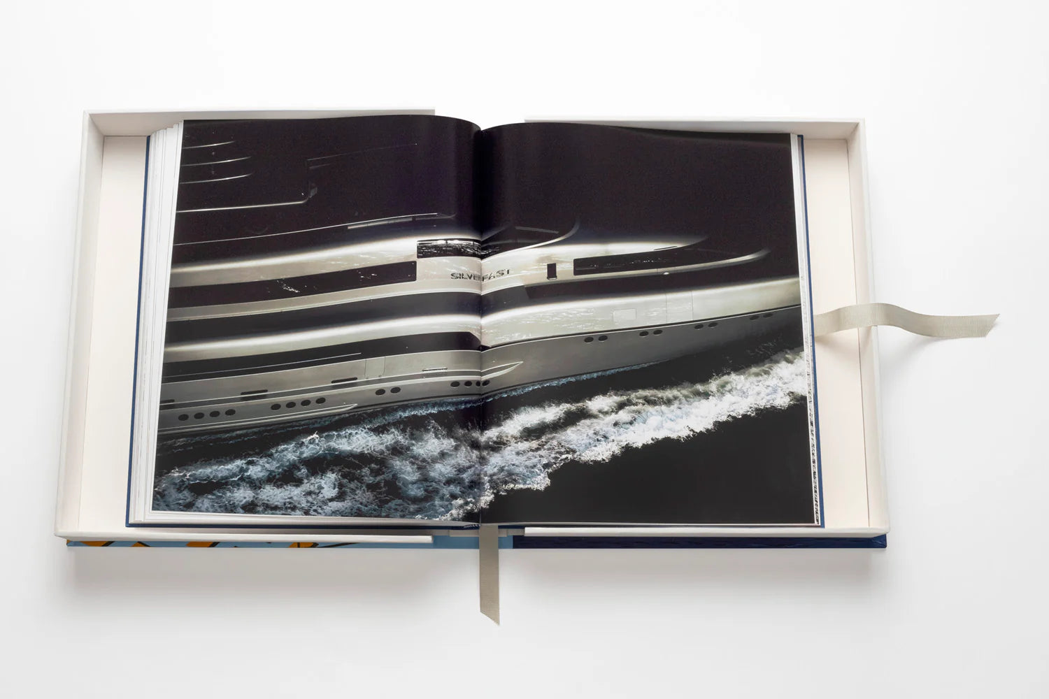 ASSOULINE Yachts: The Impossible Collection