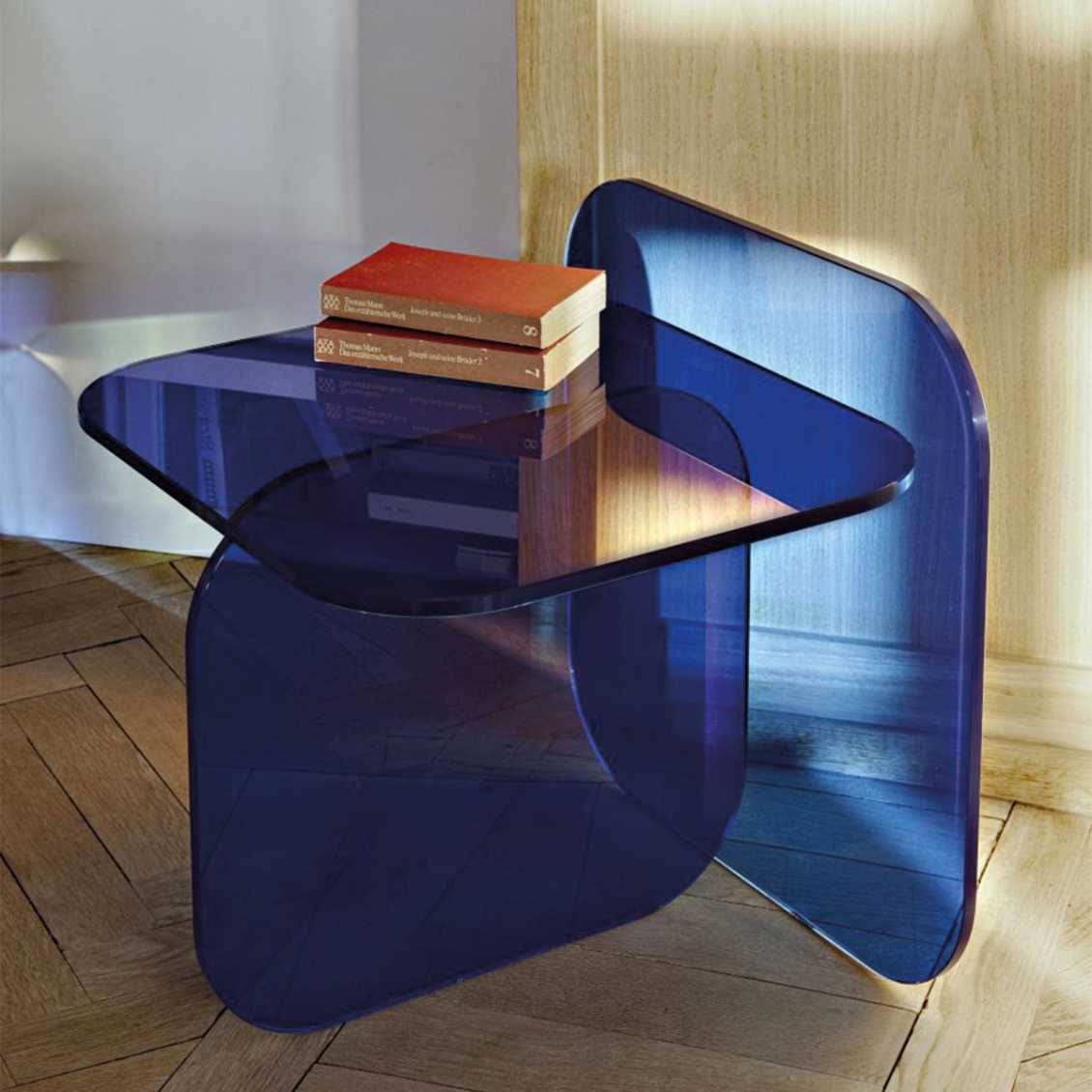 ClassiCon Sol Table