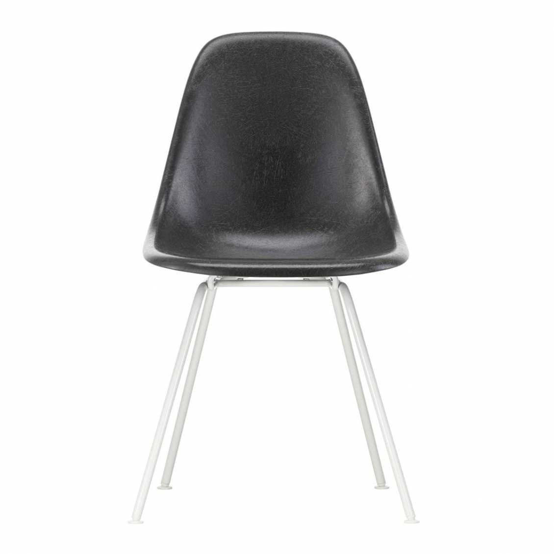 VITRA Eames Glasfiberstol DSX Hvid