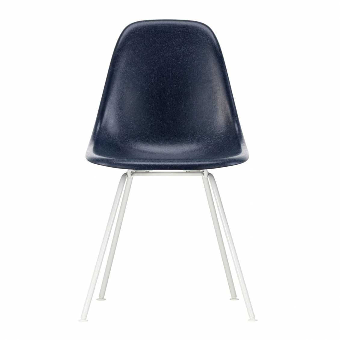 VITRA Eames Glasfiberstol DSX Hvid