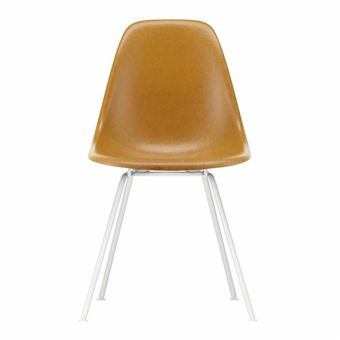 VITRA Eames Glasfiberstol DSX Hvid