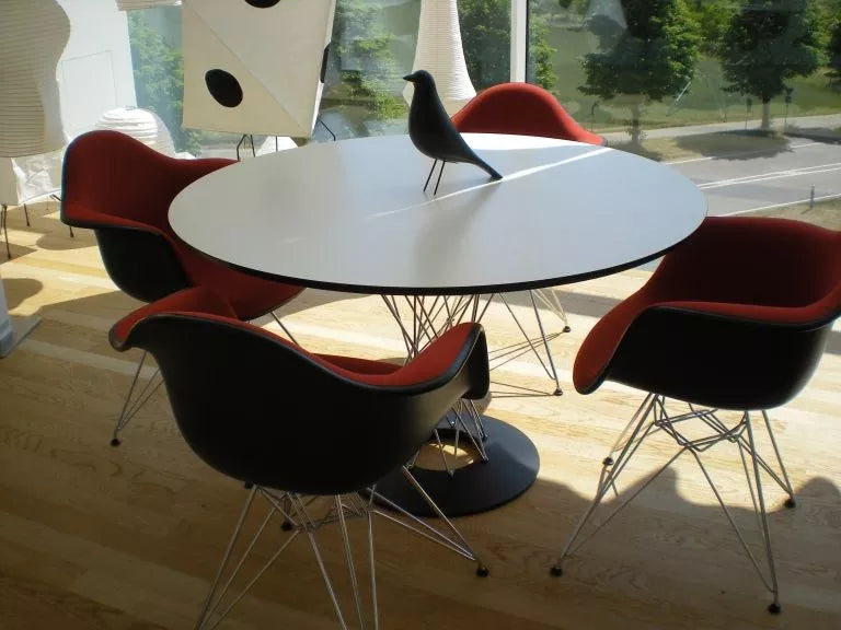 Vitra Noguchi spisebord stort 121