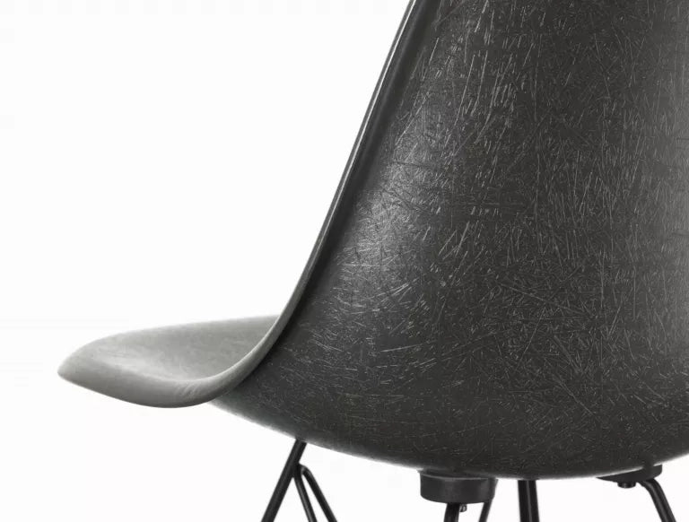 Vitra Eames DSX glasfiber stol sort base