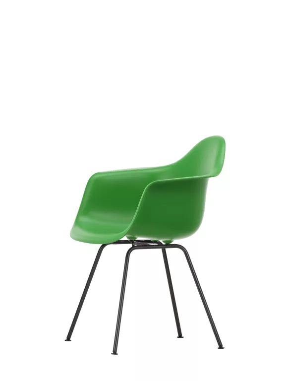 Vitra Eames DAX stol sort pulverlakeret base