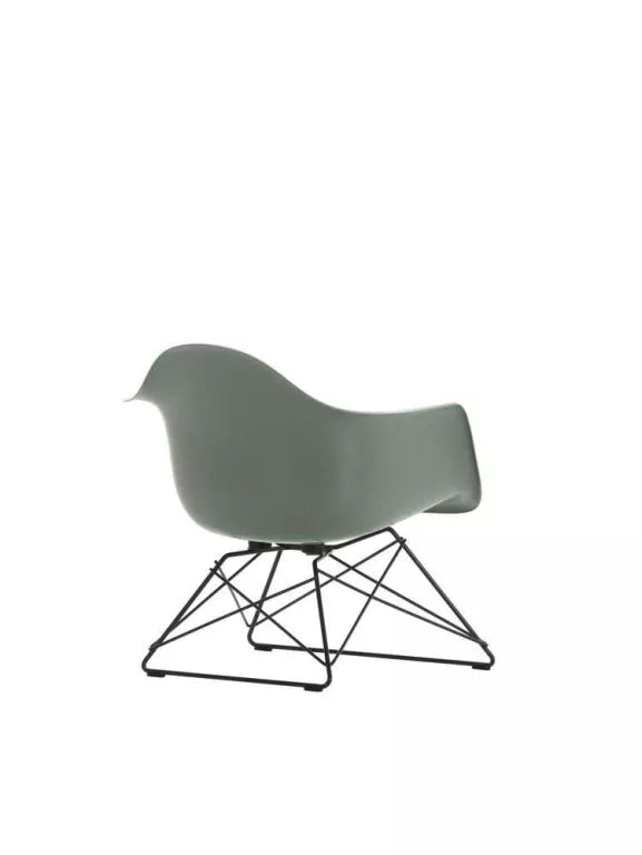 Vitra Eames LAR Lænestol i glasfiber sort