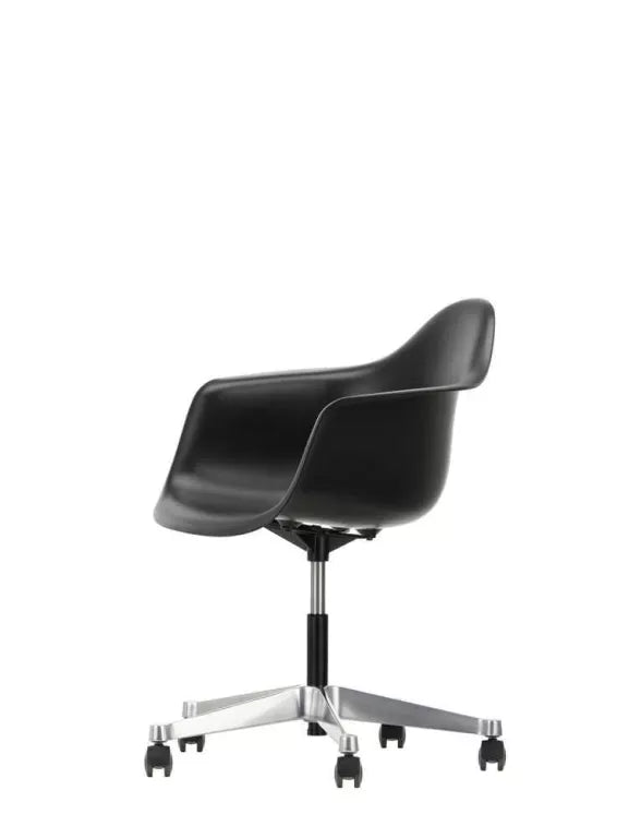 Vitra Eames PACC stol, drejelig med hjul