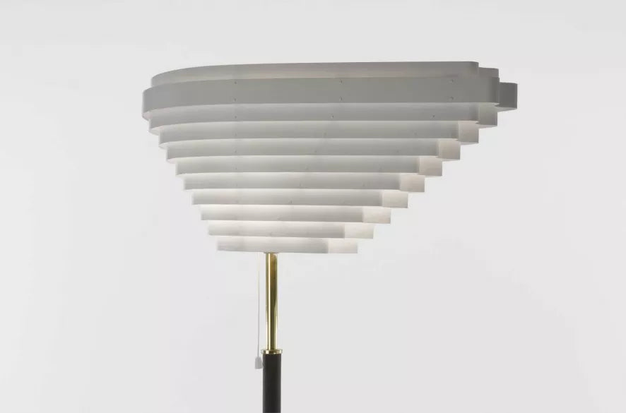 Artek A805 Angel Wing gulvlampe