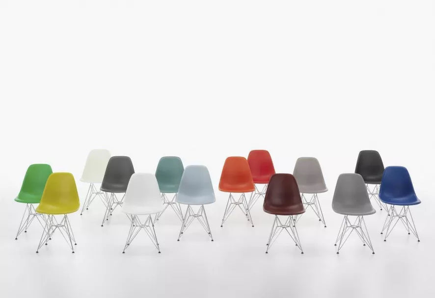 Vitra Eames DSW stol med ask i ask