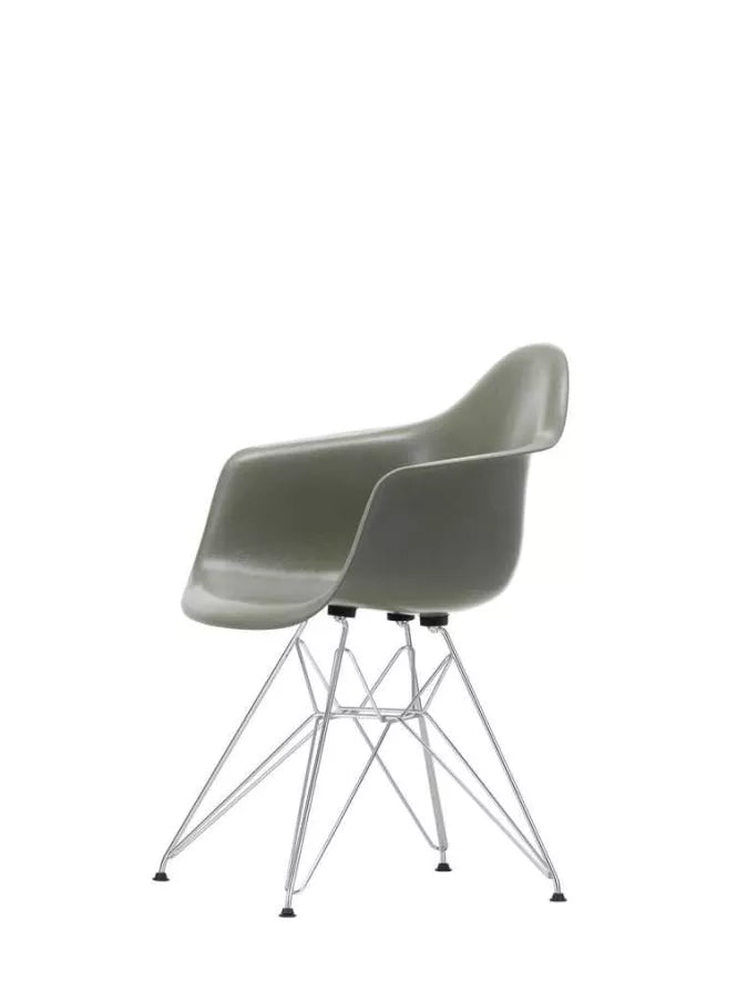 Vitra Eames DAR Glasfiber stol krom